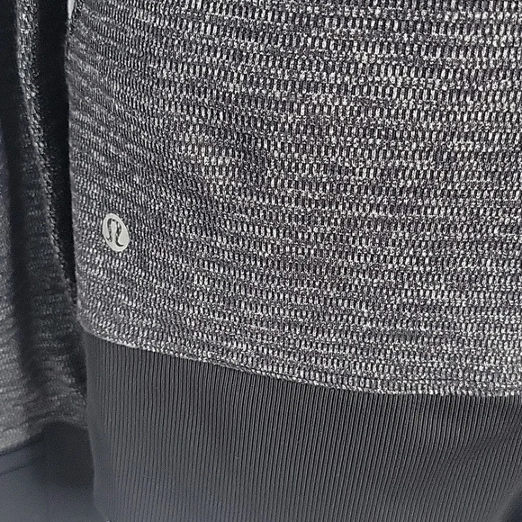 LULULEMON Runderful 1/2 Zip Mini Pique Check Pullover Top Running Jacket - Picture 7 of 7